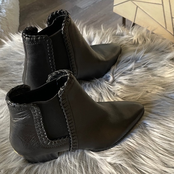 Michael Kors Elegant Black Ankle Boots - Picture 2 of 6